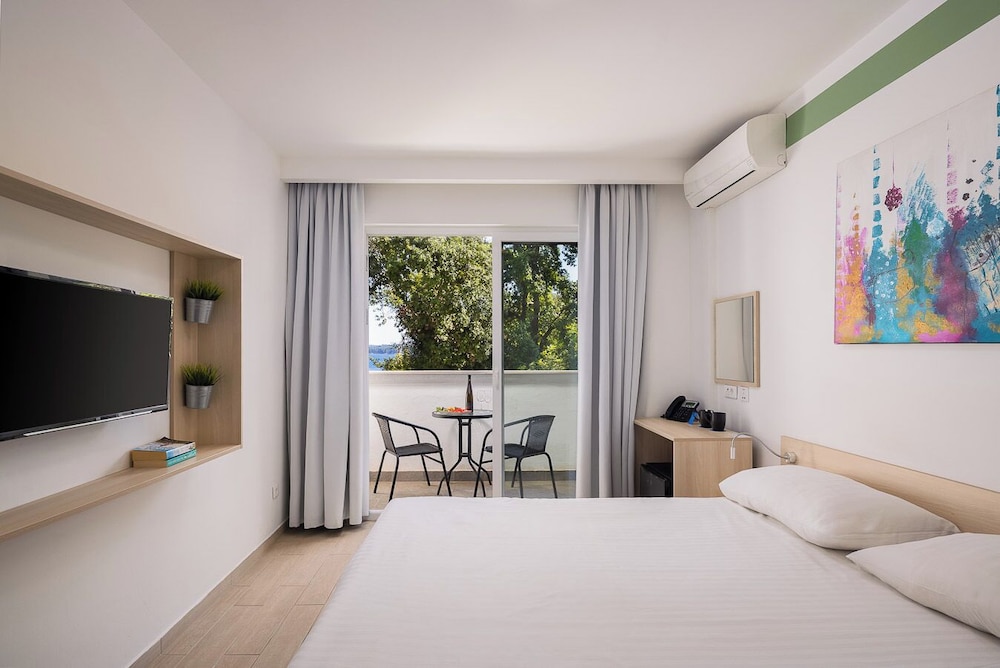 Comfort Double Room with Balcony