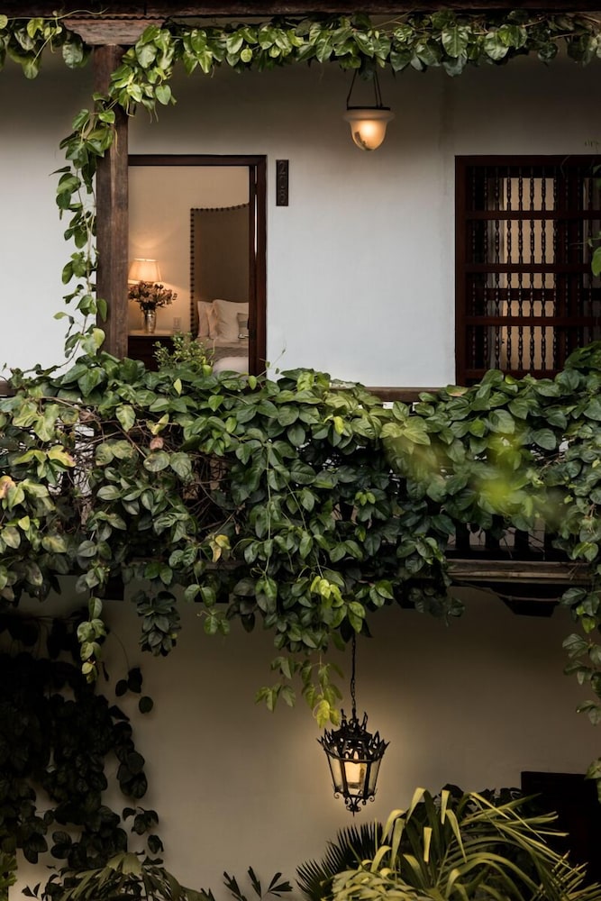 Casa Del Arzobispado Hotel 62/69