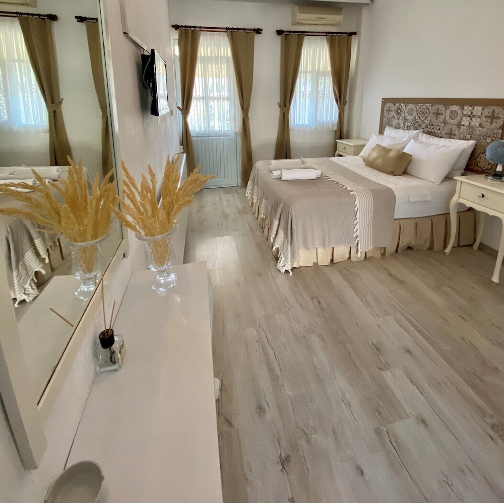 Alasonya Otel Alacati by Lamira 11/31