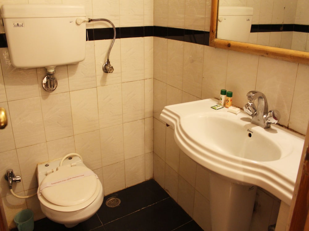 Hotel Happy Home 47/50