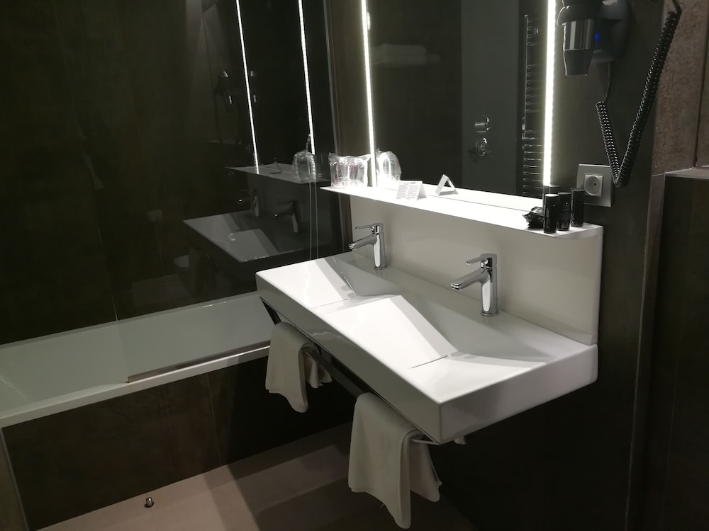 Hotel Spa Ciudad de Binefar 43/43