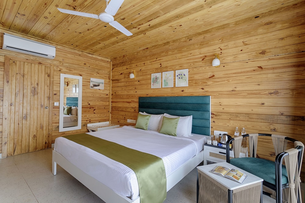 Aralea Beach Resort by Stone Wood Morjim 7/47