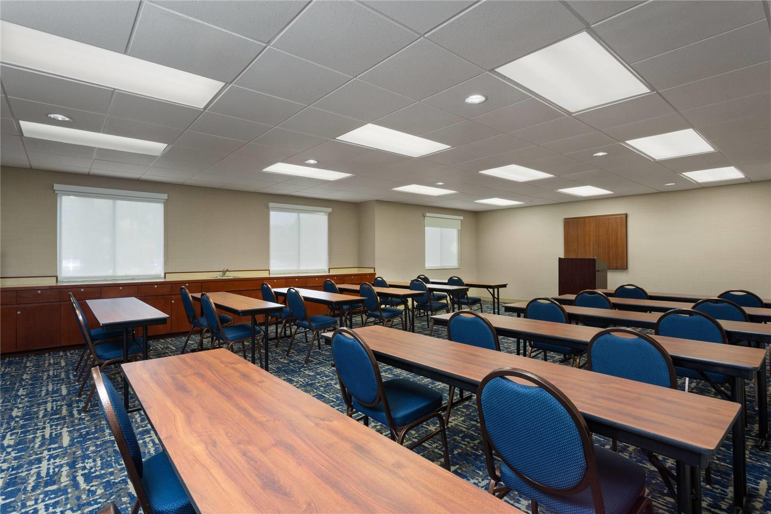 Hawthorn Extended Stay by Wyndham Naples 44/54