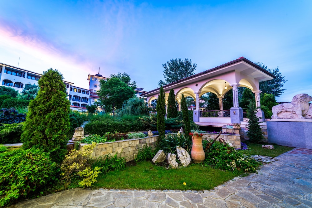 Helena Park Hotel in SUNNY BEACH