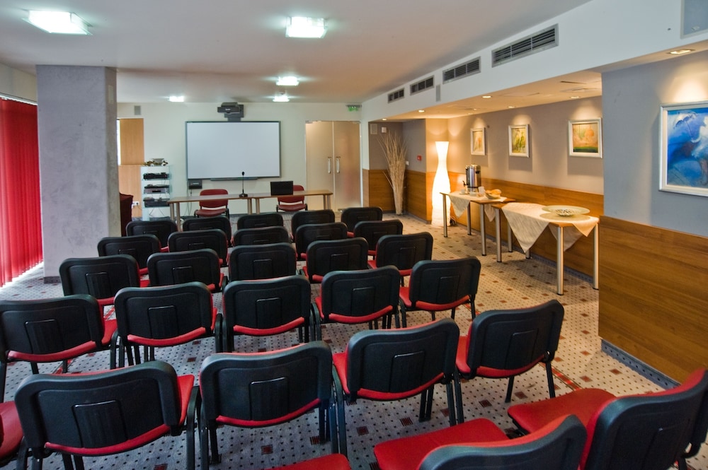 Hotel Burgas 34/35