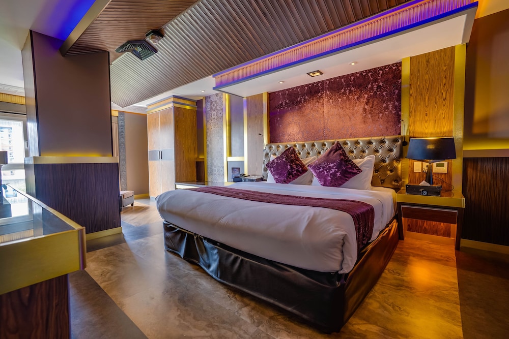 Aqua, Suite, King Bed
