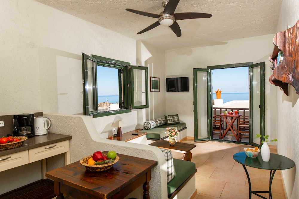 Porto Sisi Hotel Apartments 48/78