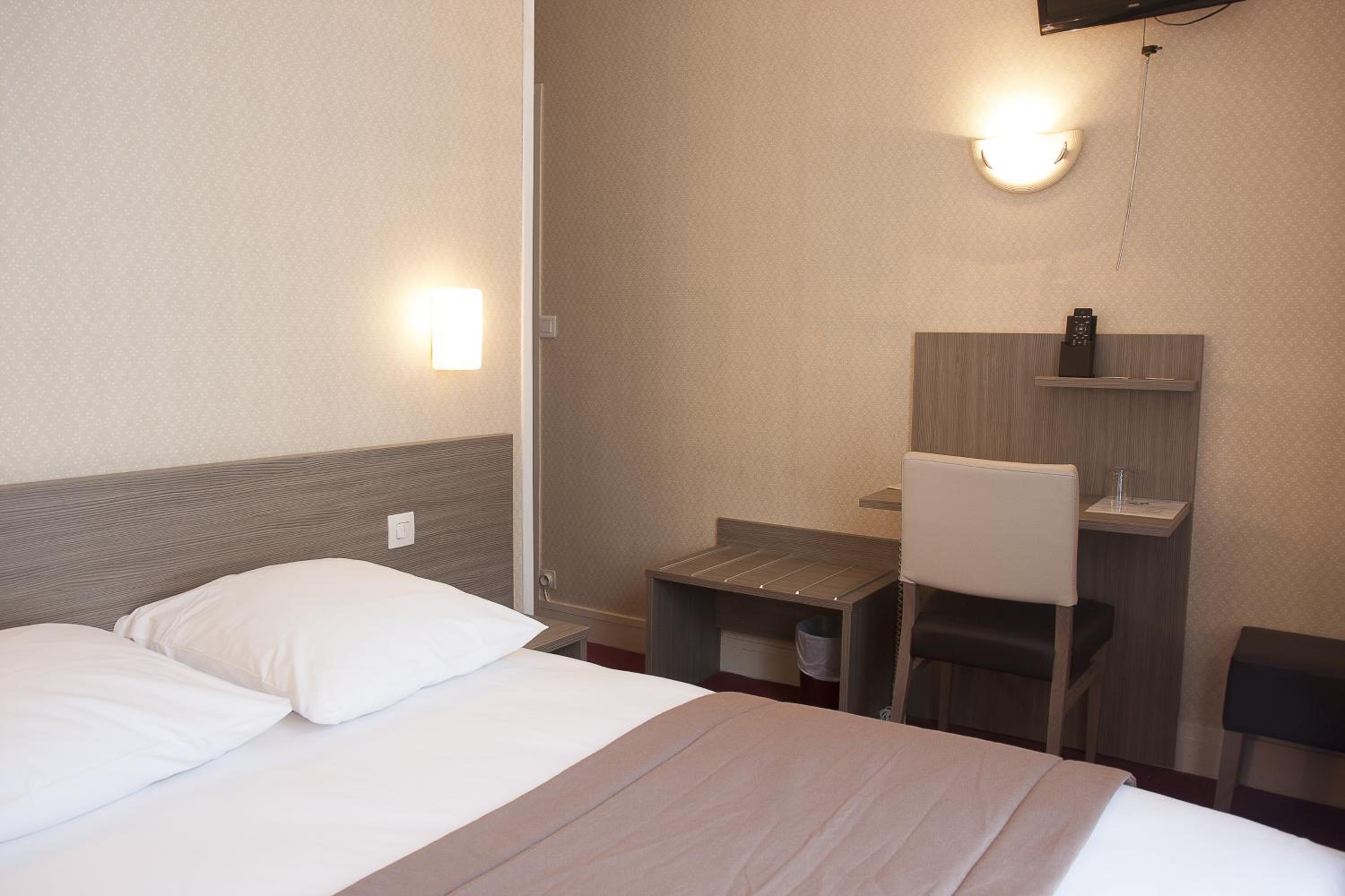 HOTEL EIFFEL KENSINGTON 15/52