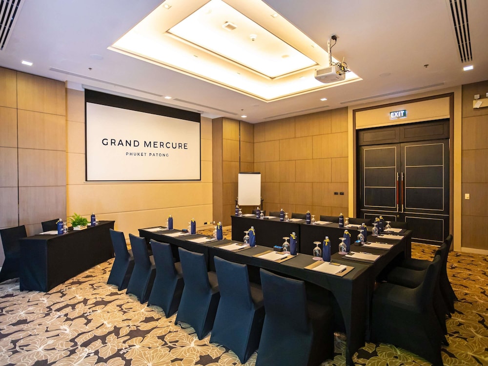Grand Mercure Phuket Patong Hotel 128/139