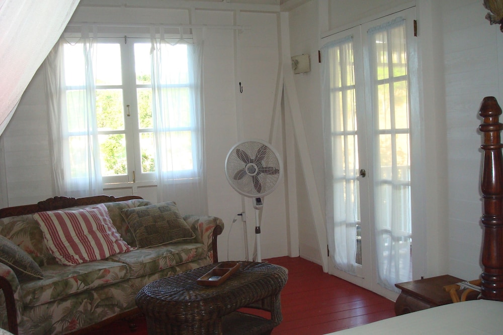 Galley Bay Cottages 29/50