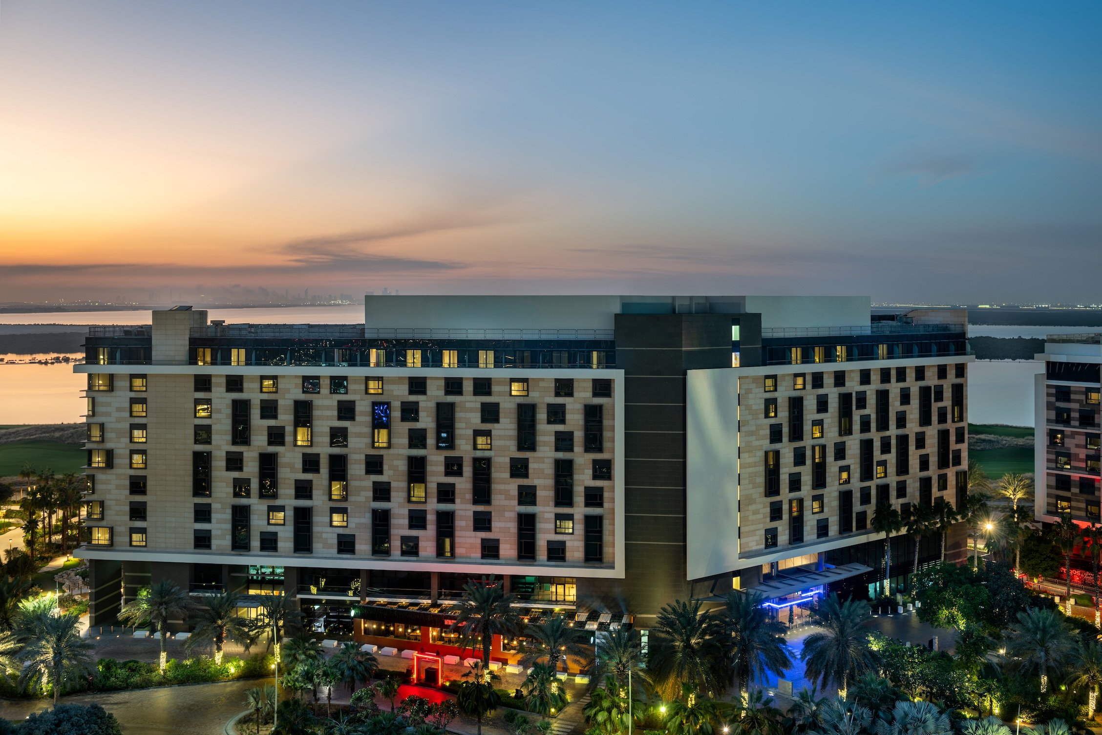 Yas Plaza Mangroves by IHG in ABU DHABI