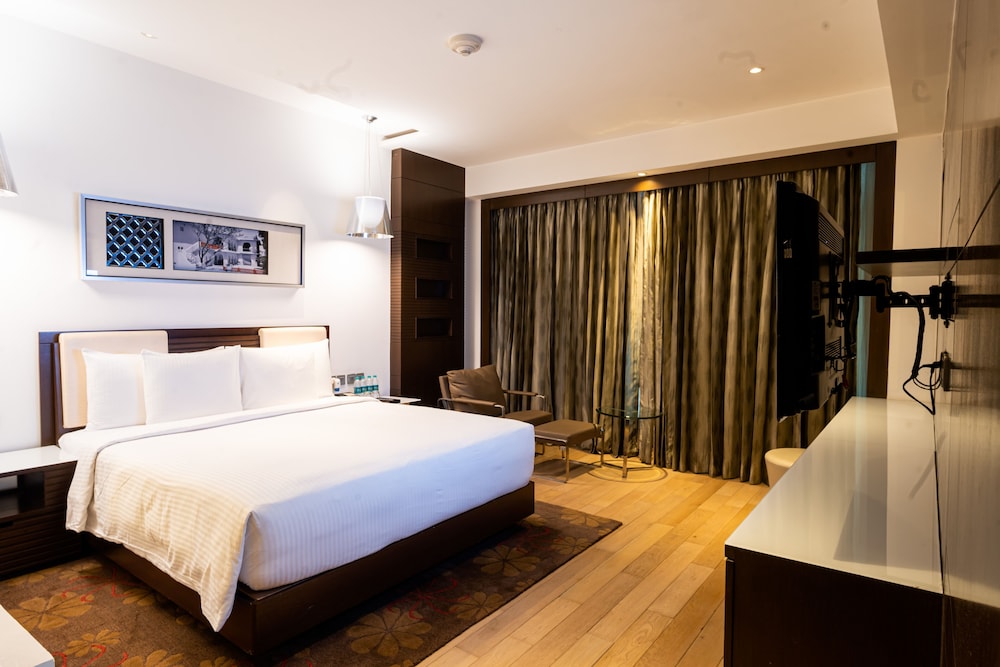 CROWNE PLAZA GREATER NOIDA 16/78