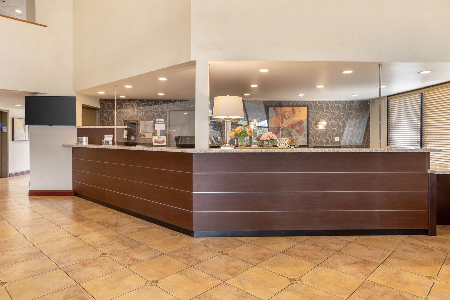 Best Western Plus West Covina Inn 2/14