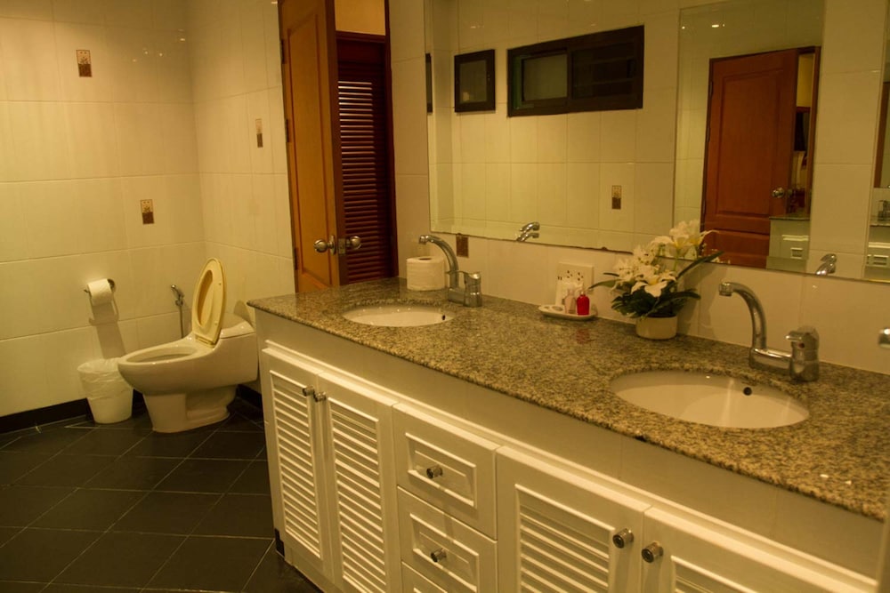 VIP Chain Resort Pool Villa 47/50
