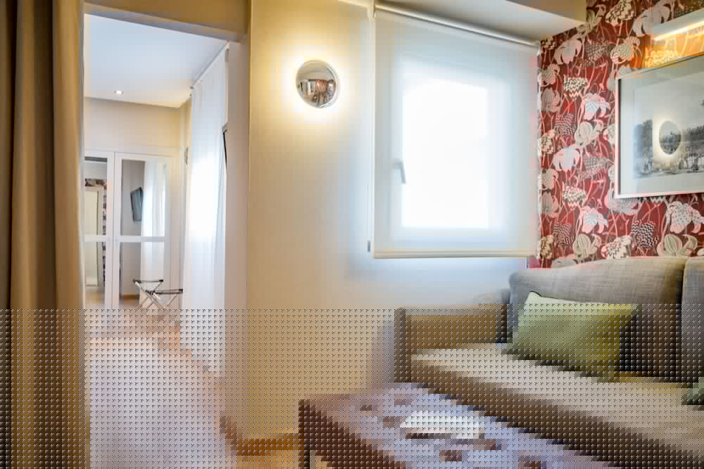 Meninas Hotel 45/73