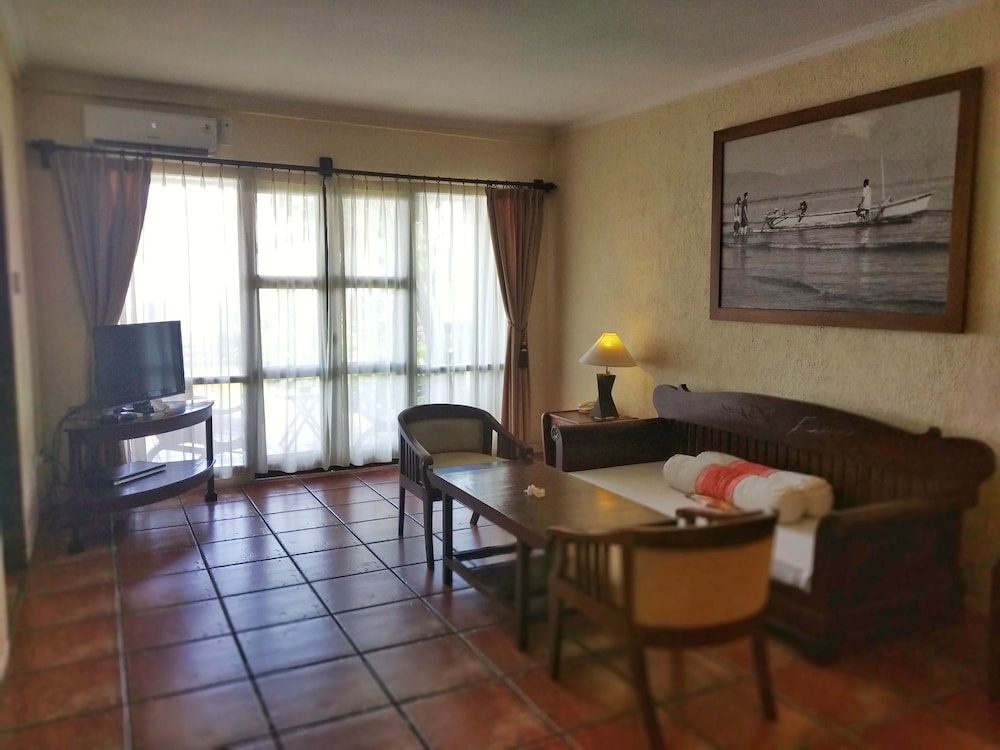 Nugraha Lovina Seaview Resort & Spa 41/69