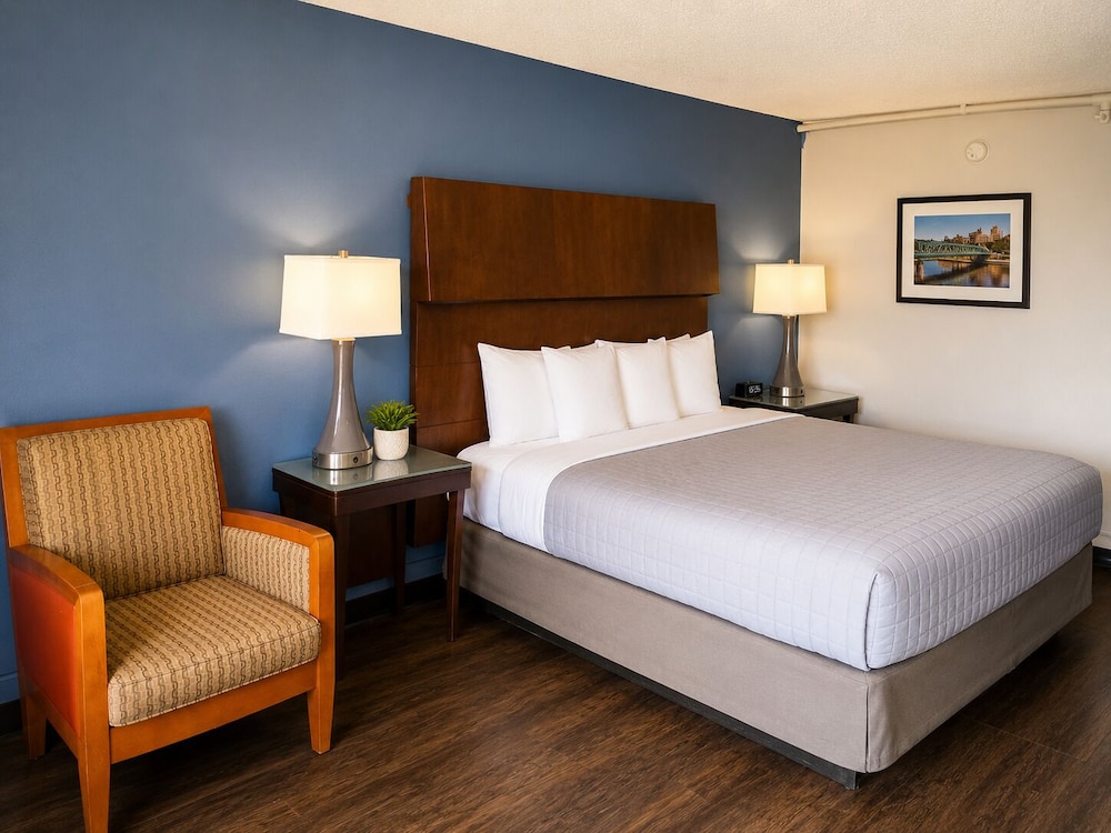 Hotel Cartersville, GA 22/50