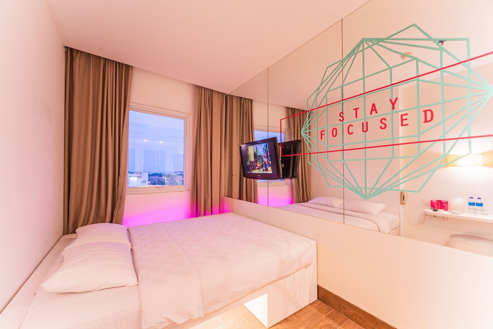 J.ICON HIP HOTEL 8/53