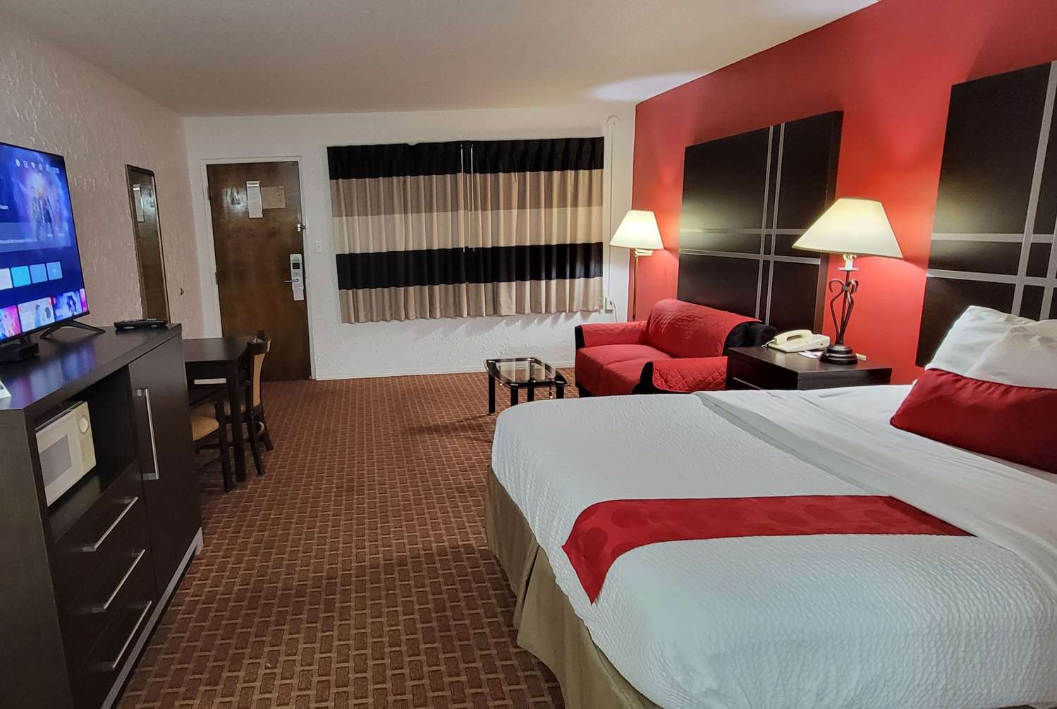 Ramada by Wyndham Mountain Home 13/40