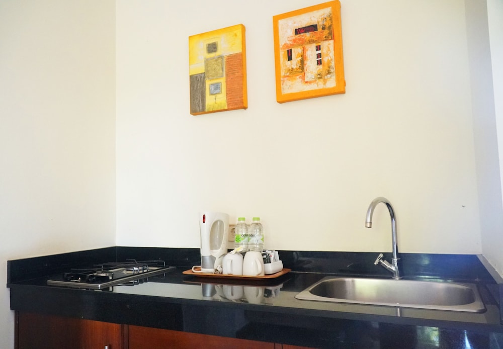 Sekuta Condo Suites 27/60