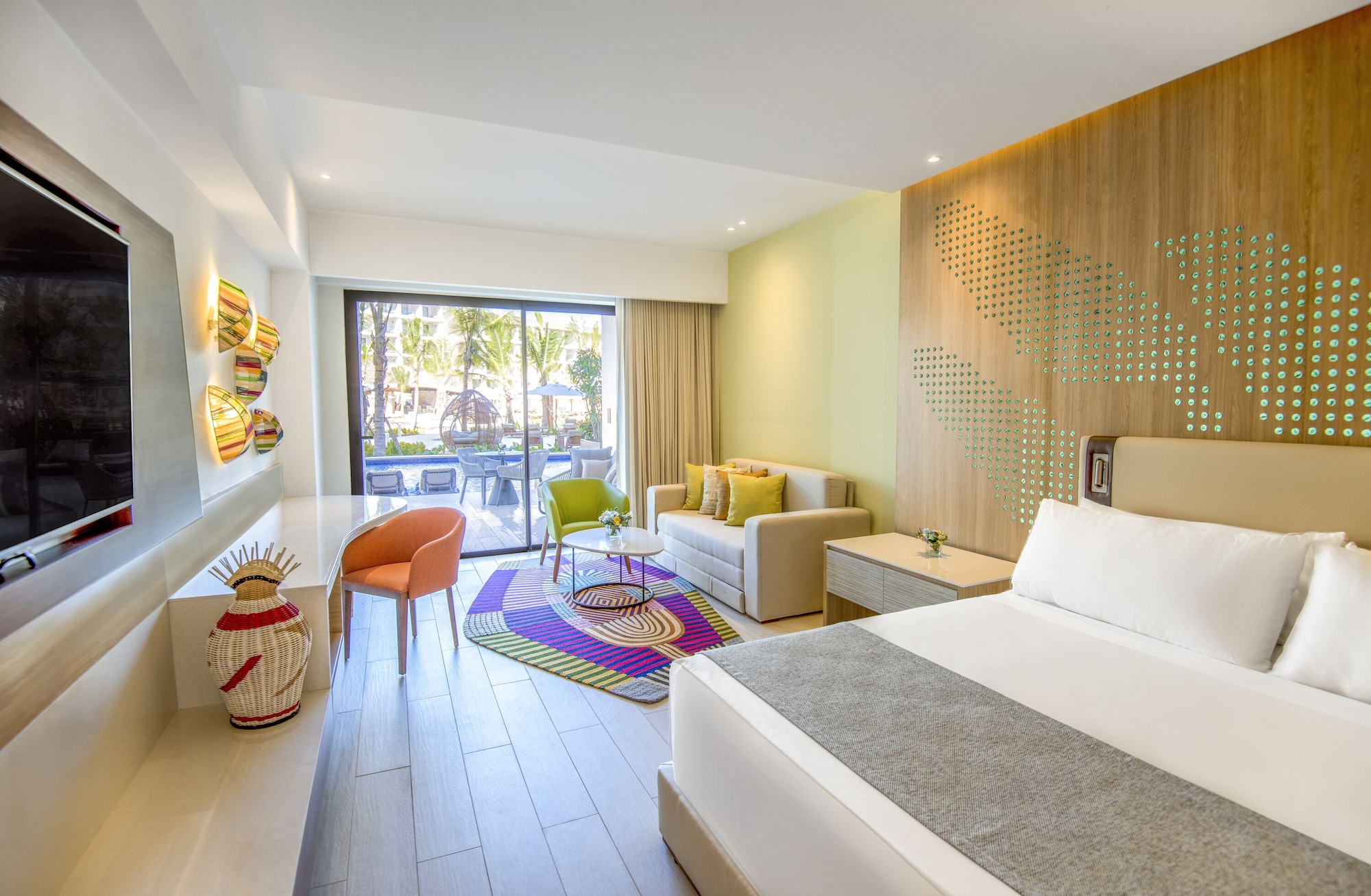 Swim Up, Junior Suite, King Bed, Sofa