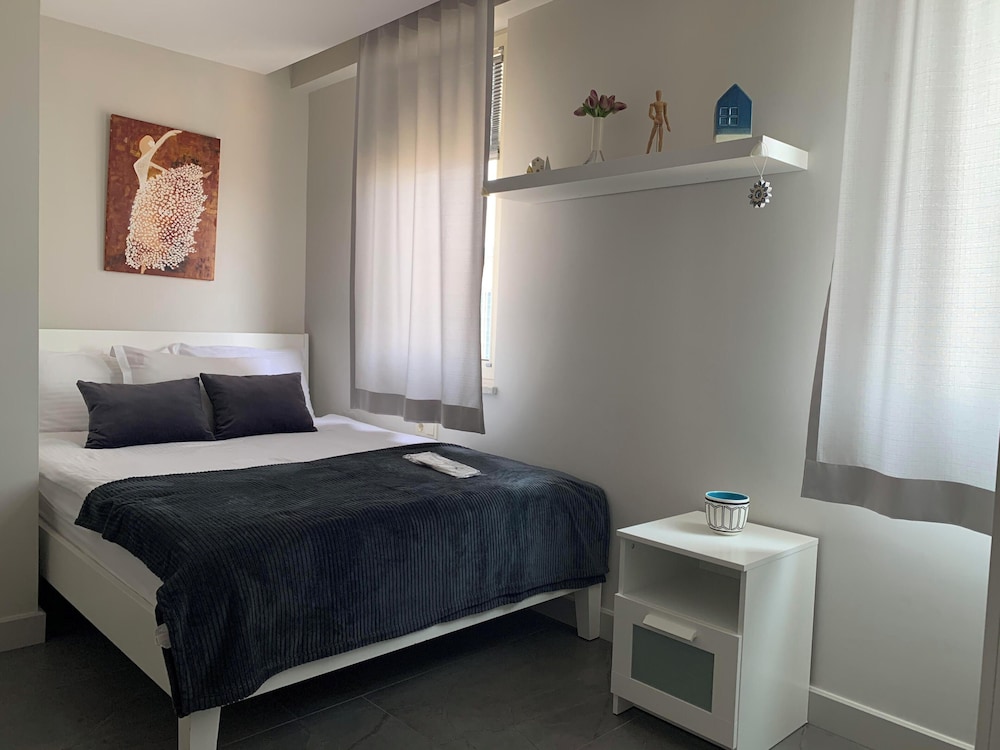 2 BEDROOMS, DELUXE, APARTMENT, SEA VIEW, TERRACE