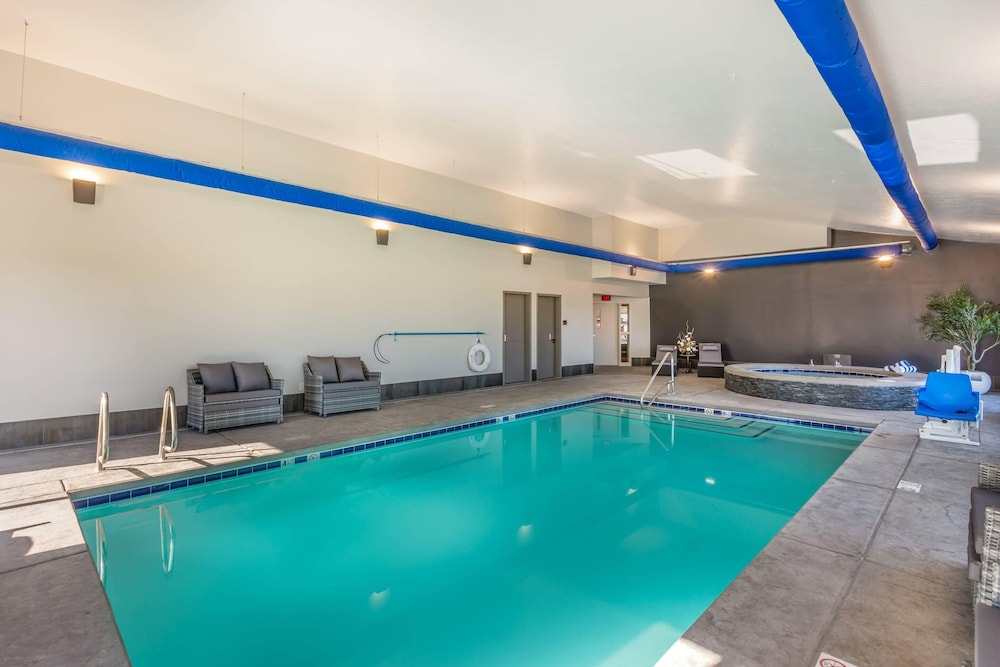 The Valor, Ascend Hotel Collection 38/55