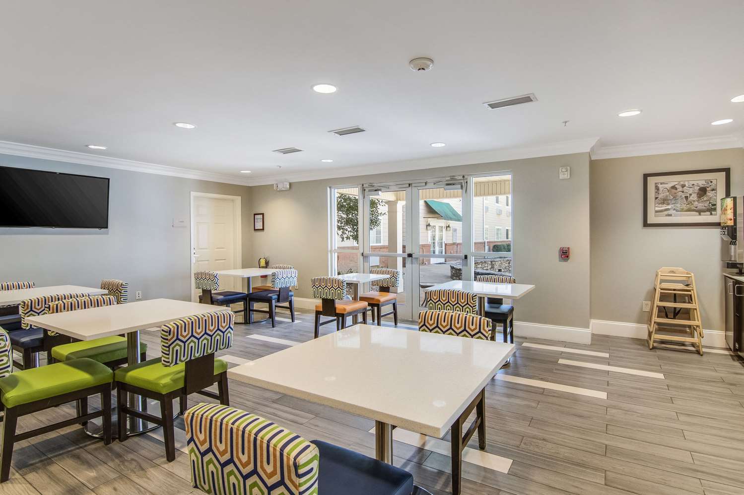 Sleep Inn & Suites Columbus near Fort Benning 32/44