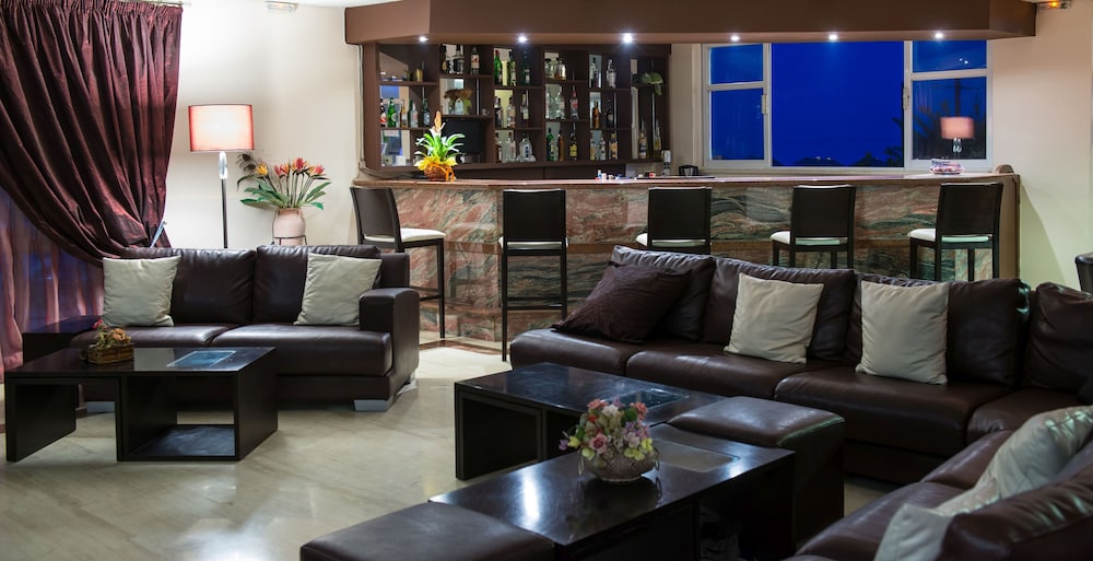 California Beach Hotel - Adults Only 26/48