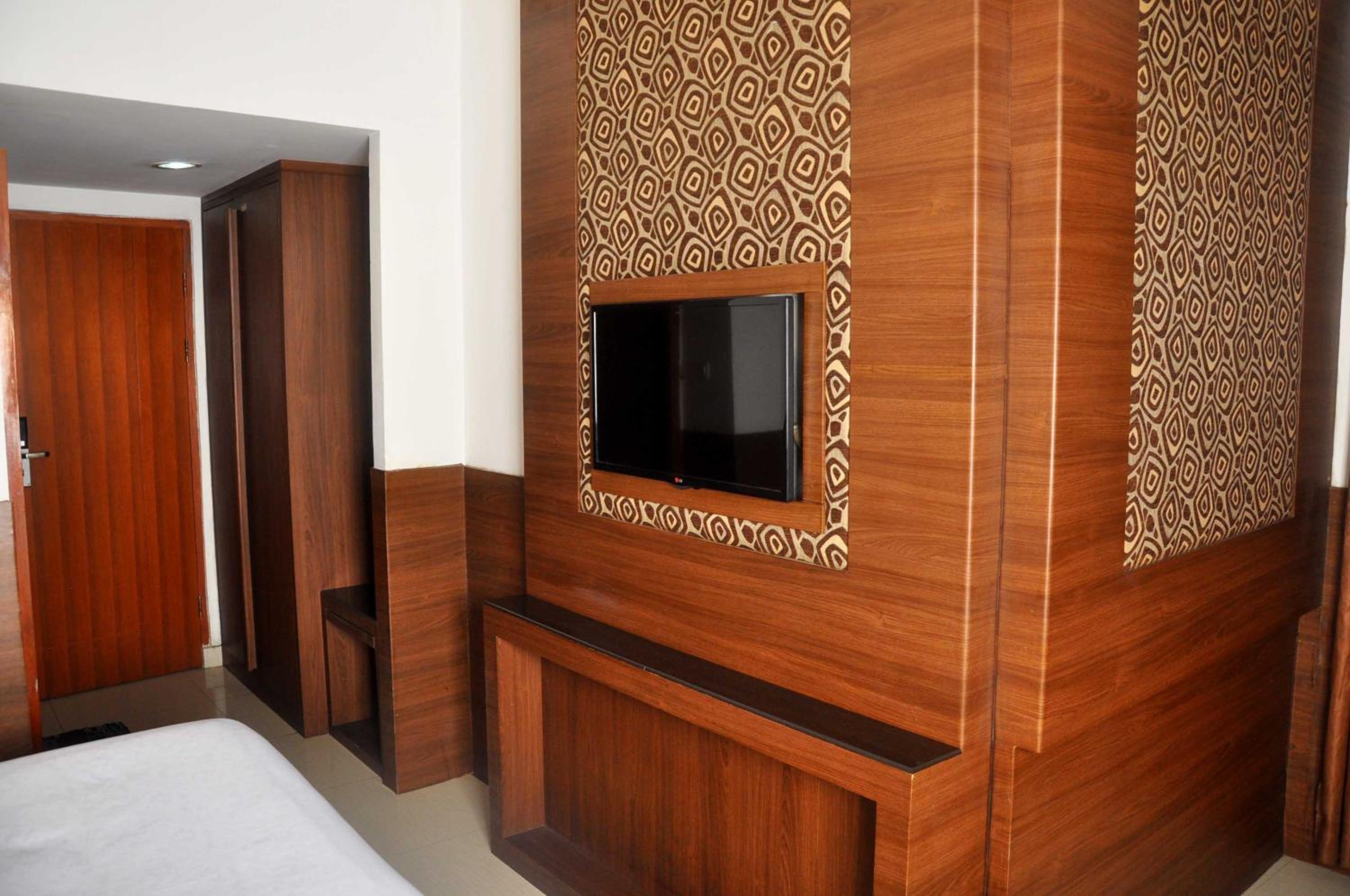 Penthouse Hotel 41/60