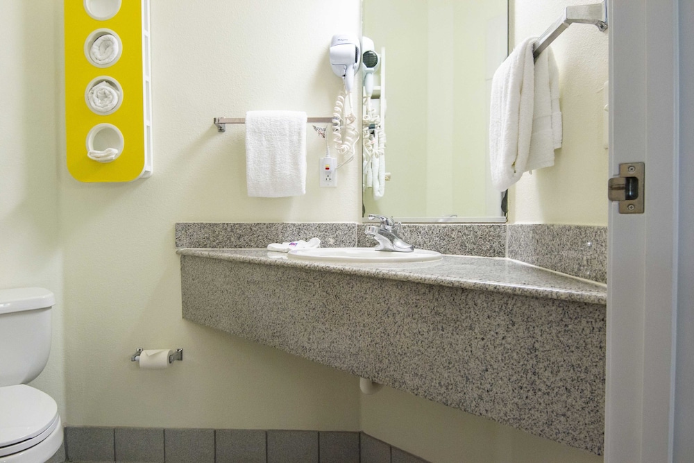 Motel6 Las Cruces, NM - Telshor 45/45