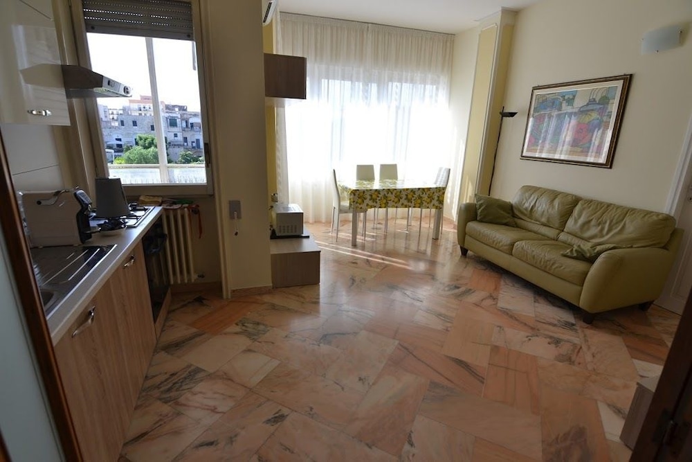Domus Lupiae 14/21