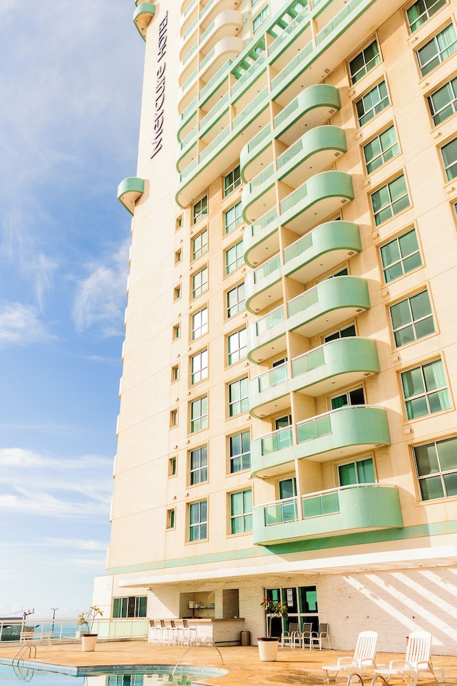 Mercure Macae Hotel 4/77