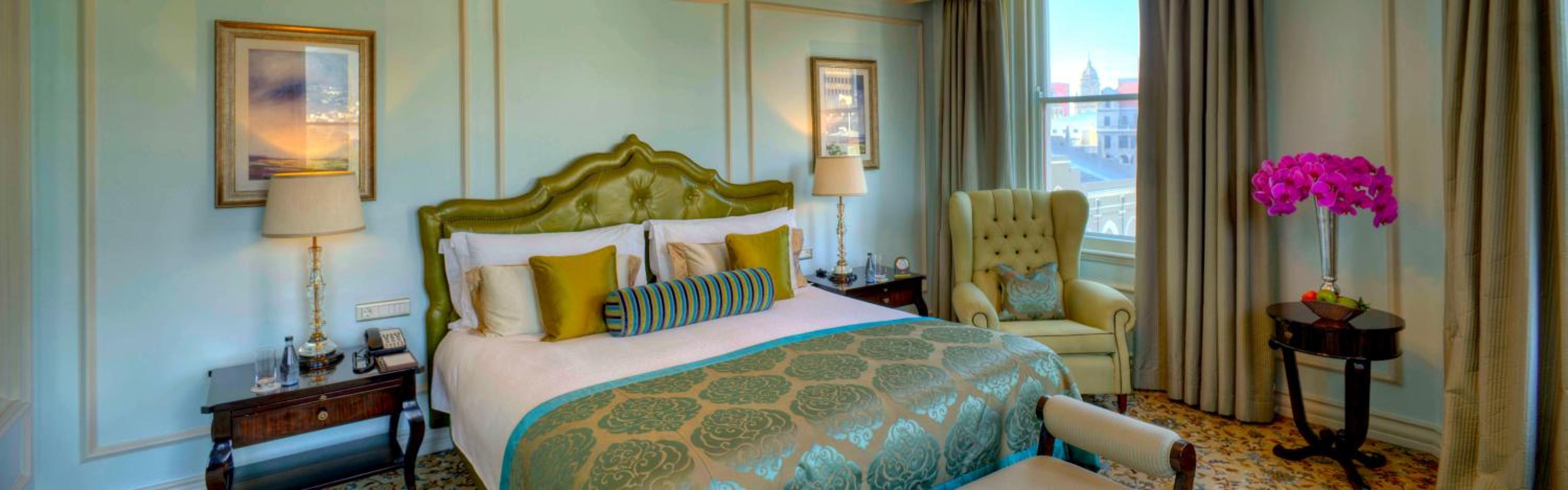 1 Bedroom, Suite, Executive Lounge Access, Heritage Wing