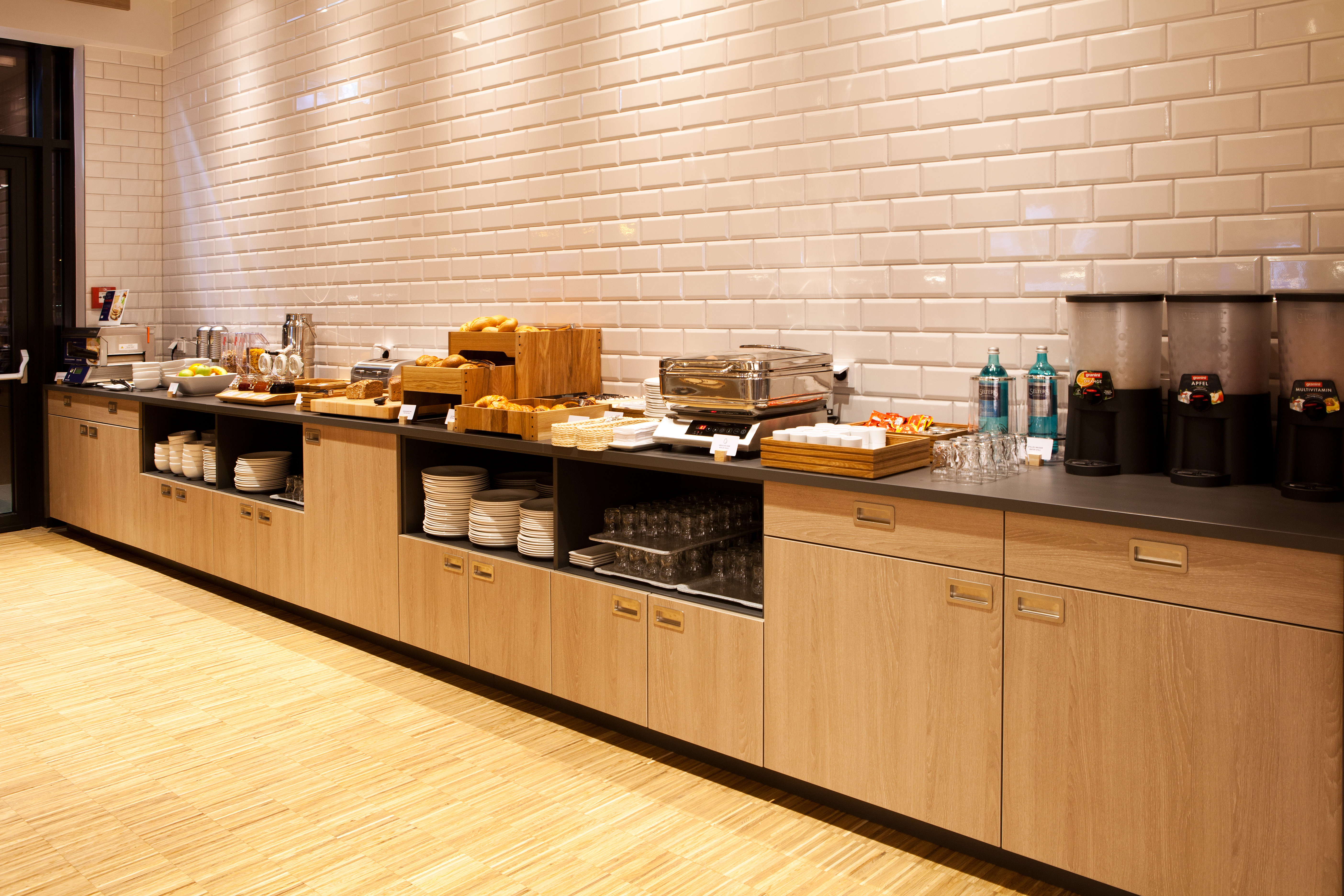 Holiday Inn Express Darmstadt 48/50