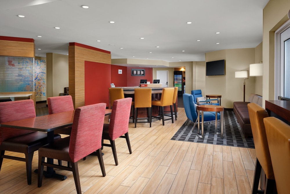TownePlace Suites by Marriott Lafayette South 18/30
