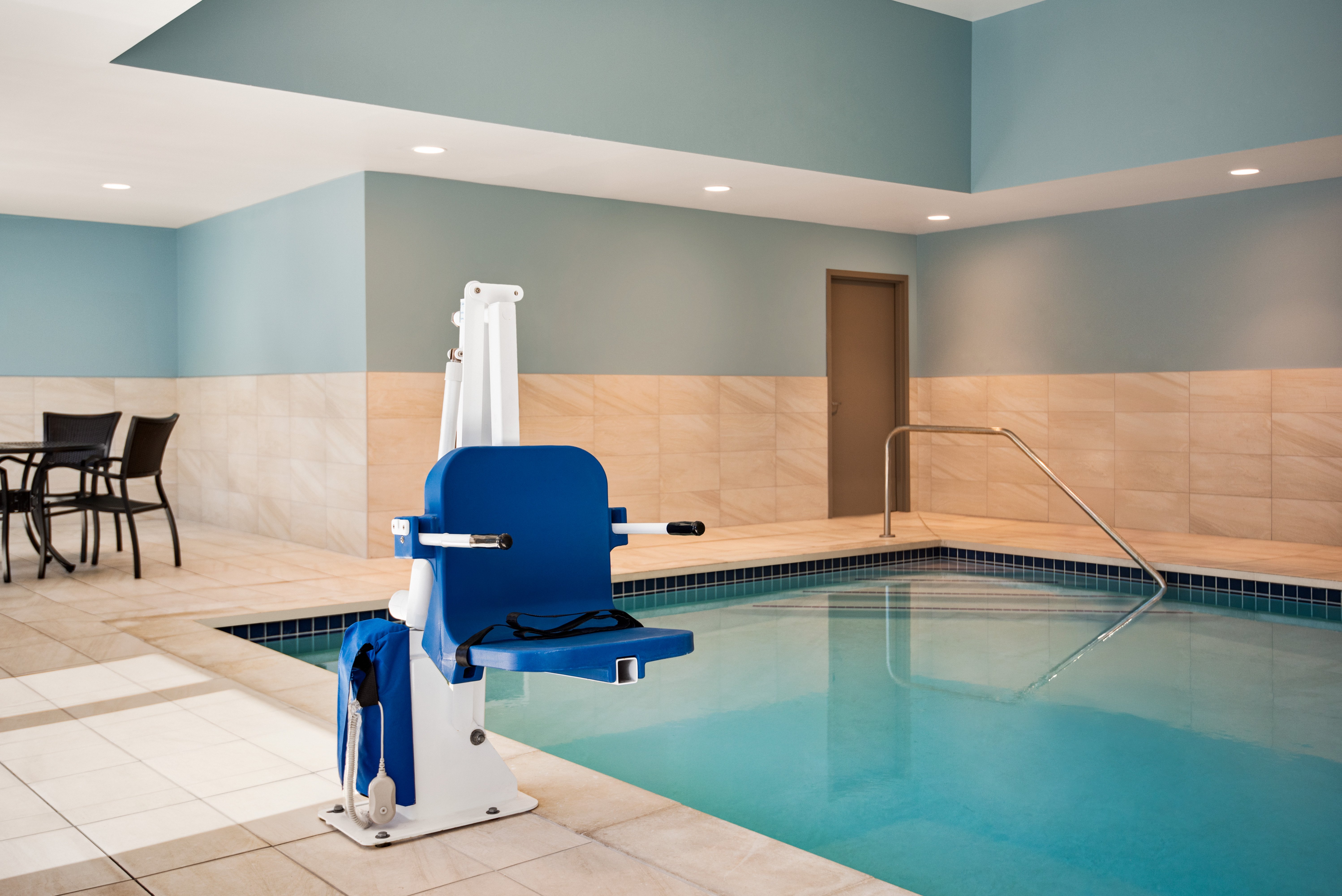 Holiday Inn Express & Suites Yuba City - Marysville 22/38