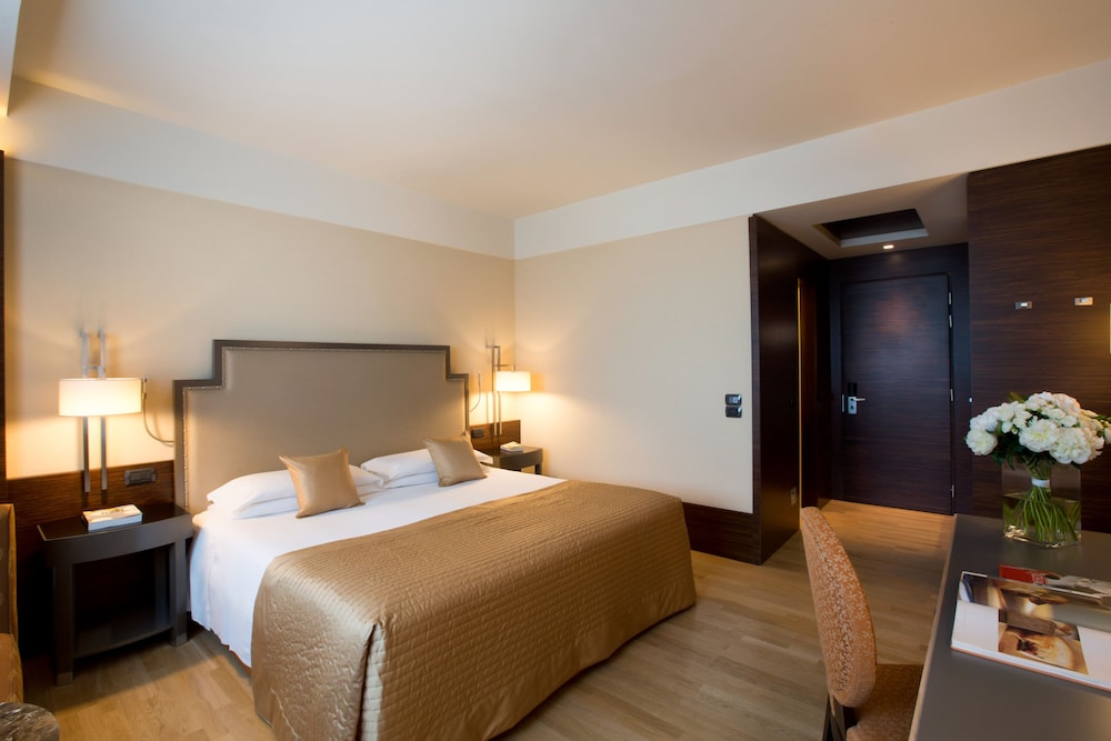 Starhotels Grand Milan 11/57