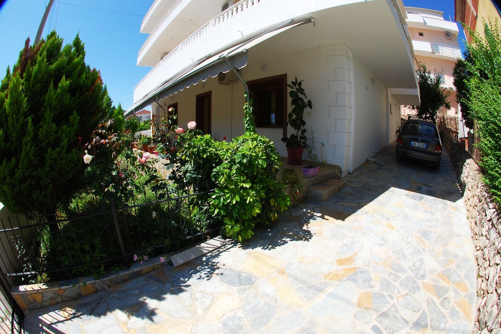 Vila Renato 8/49