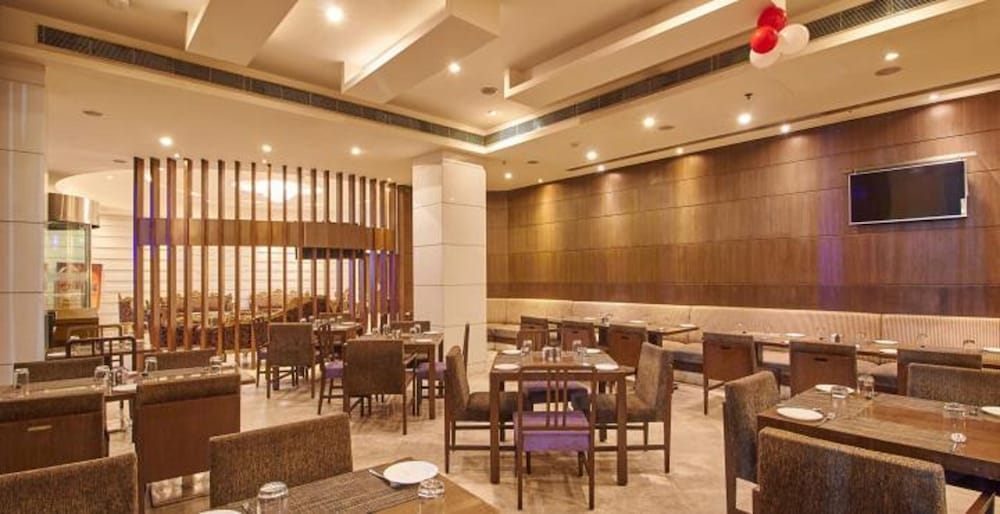 Platinum Hotel 35/43