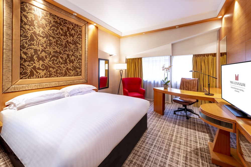 EXECUTIVE, DOUBLE BED