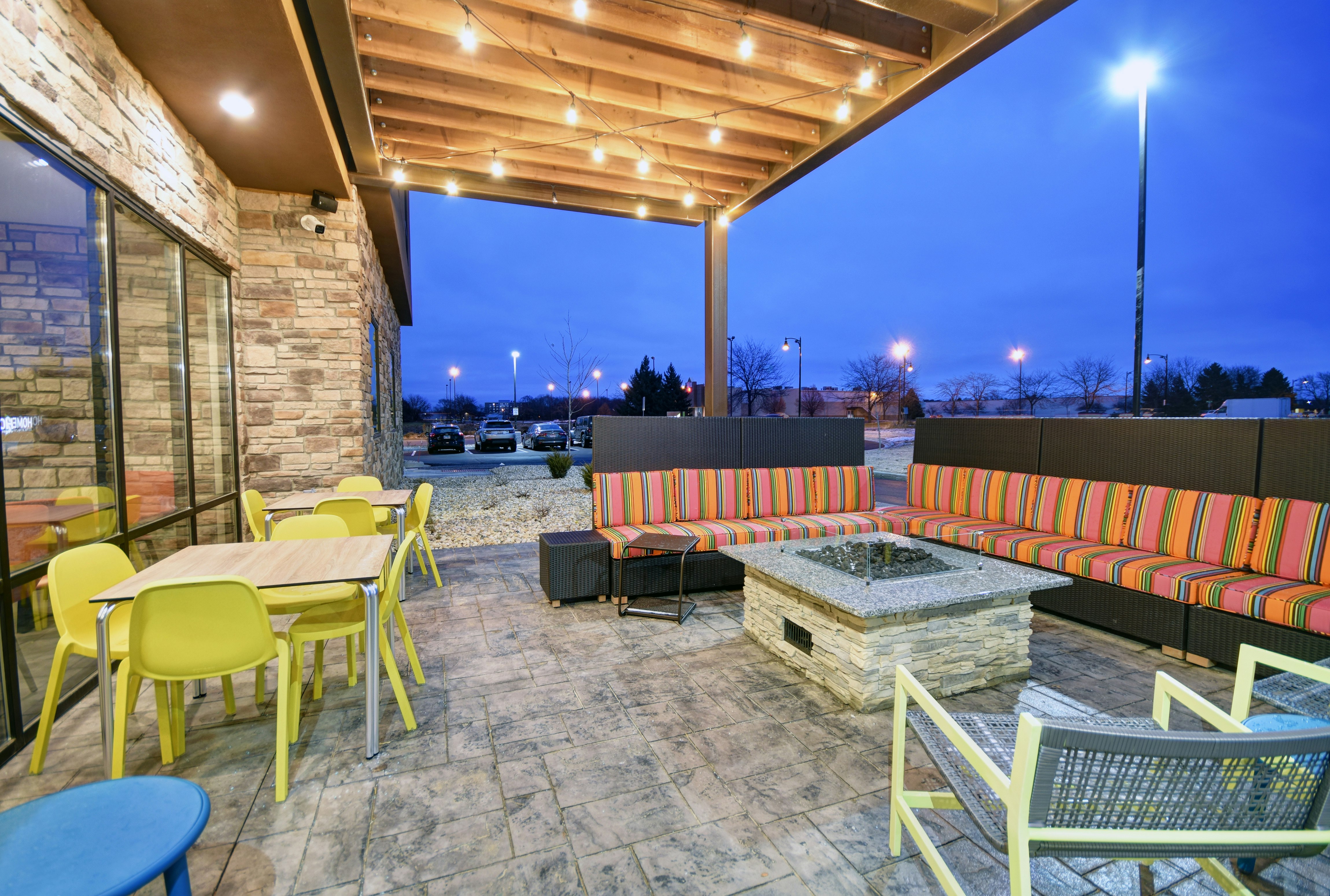 Home2 Suites By Hilton Beloit 9/22