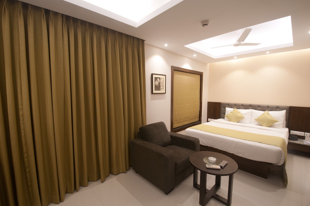 Calangute Towers 10/50