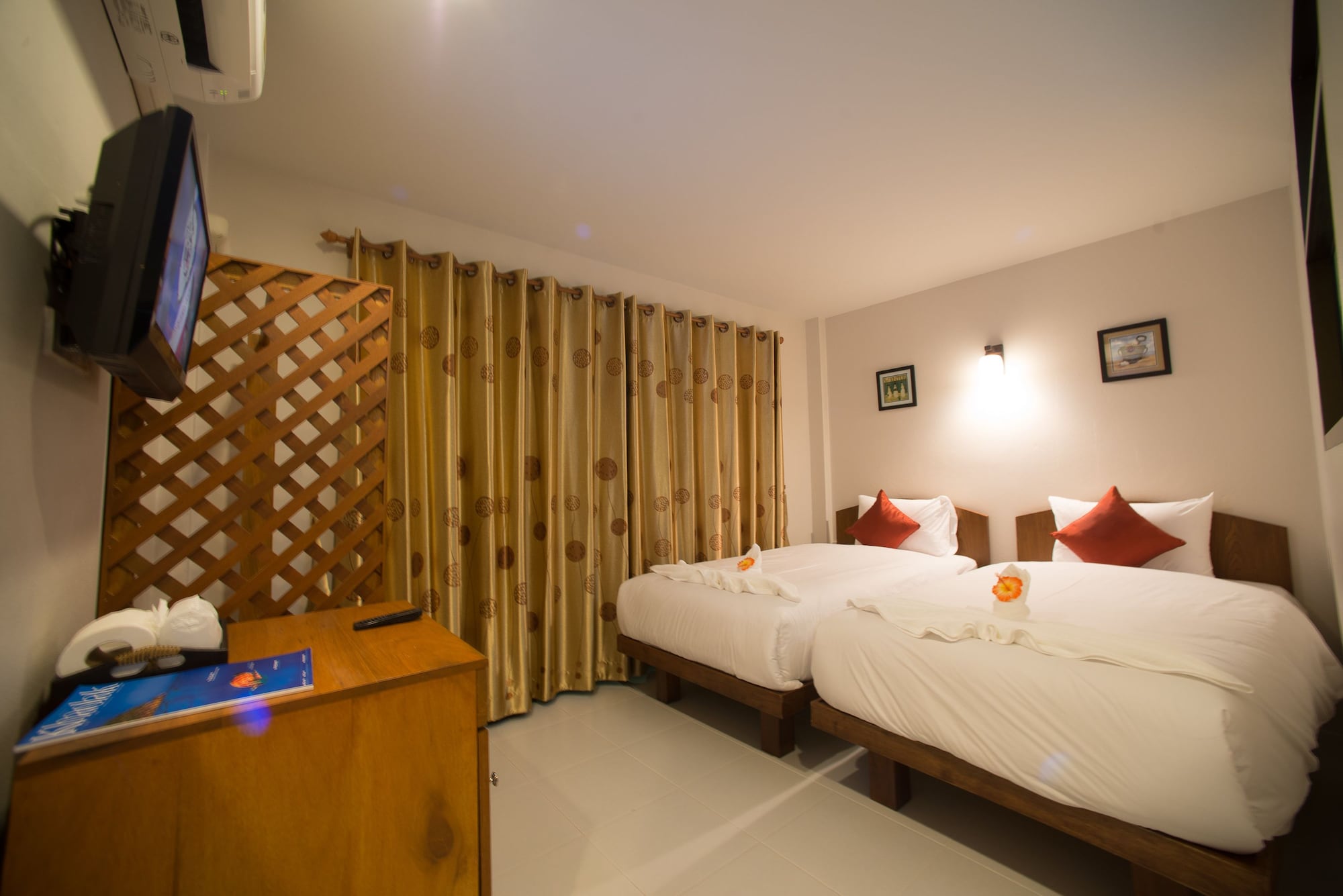 SUPERIOR, DOUBLE BED