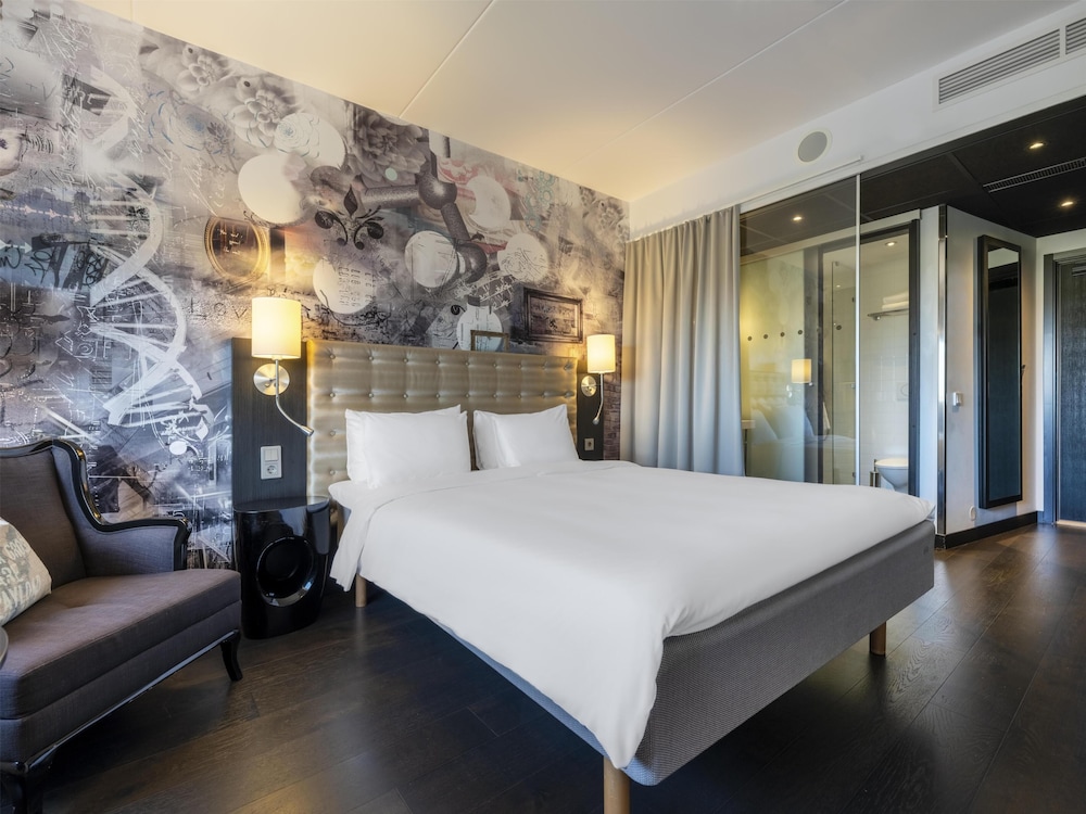Radisson Blu Riverside Hotel 22/80