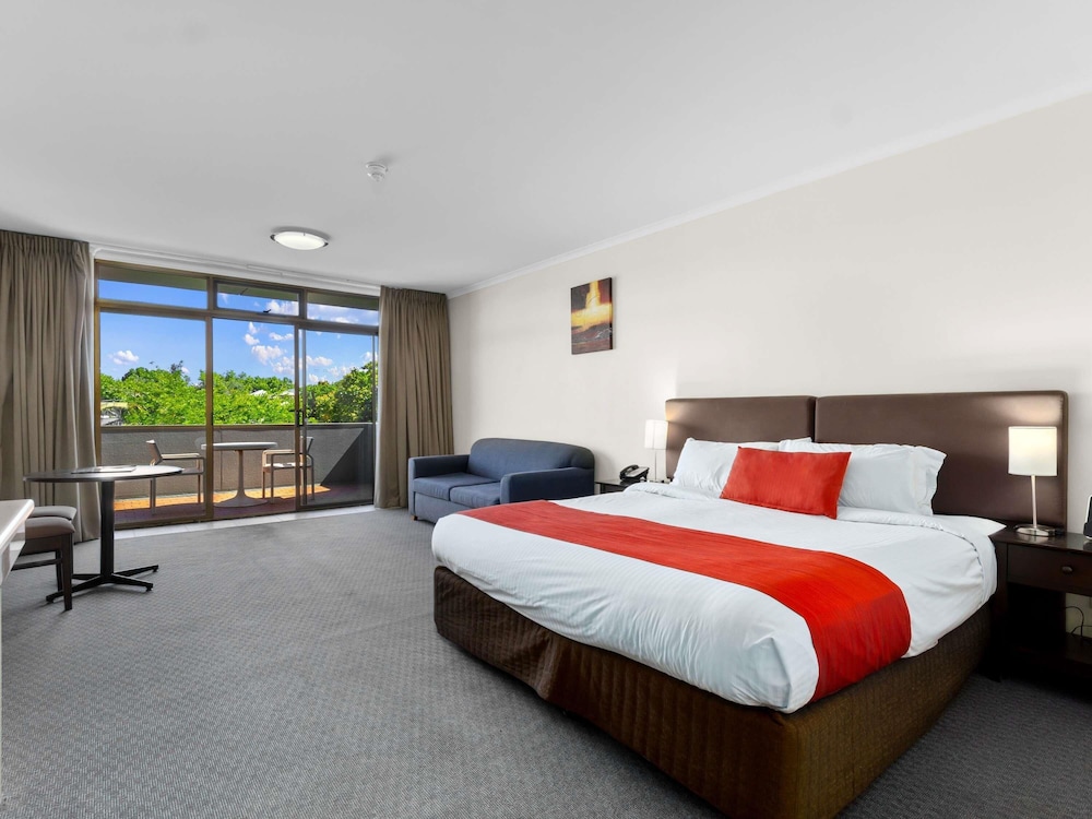 Mantra Meridien Adelaide 21/53
