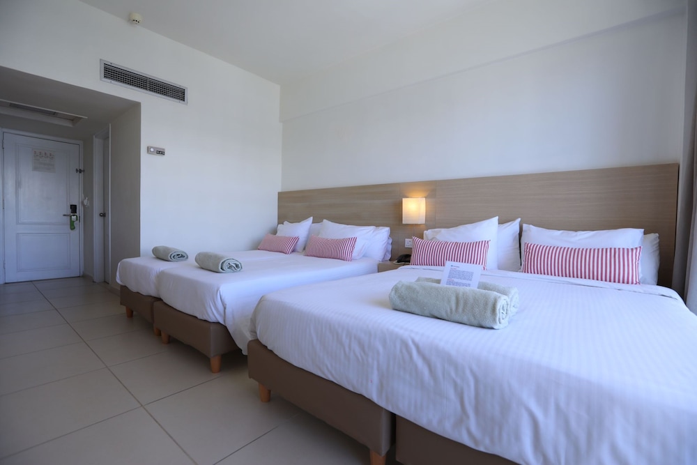 Sandy Beach Hotel & Spa 19/66