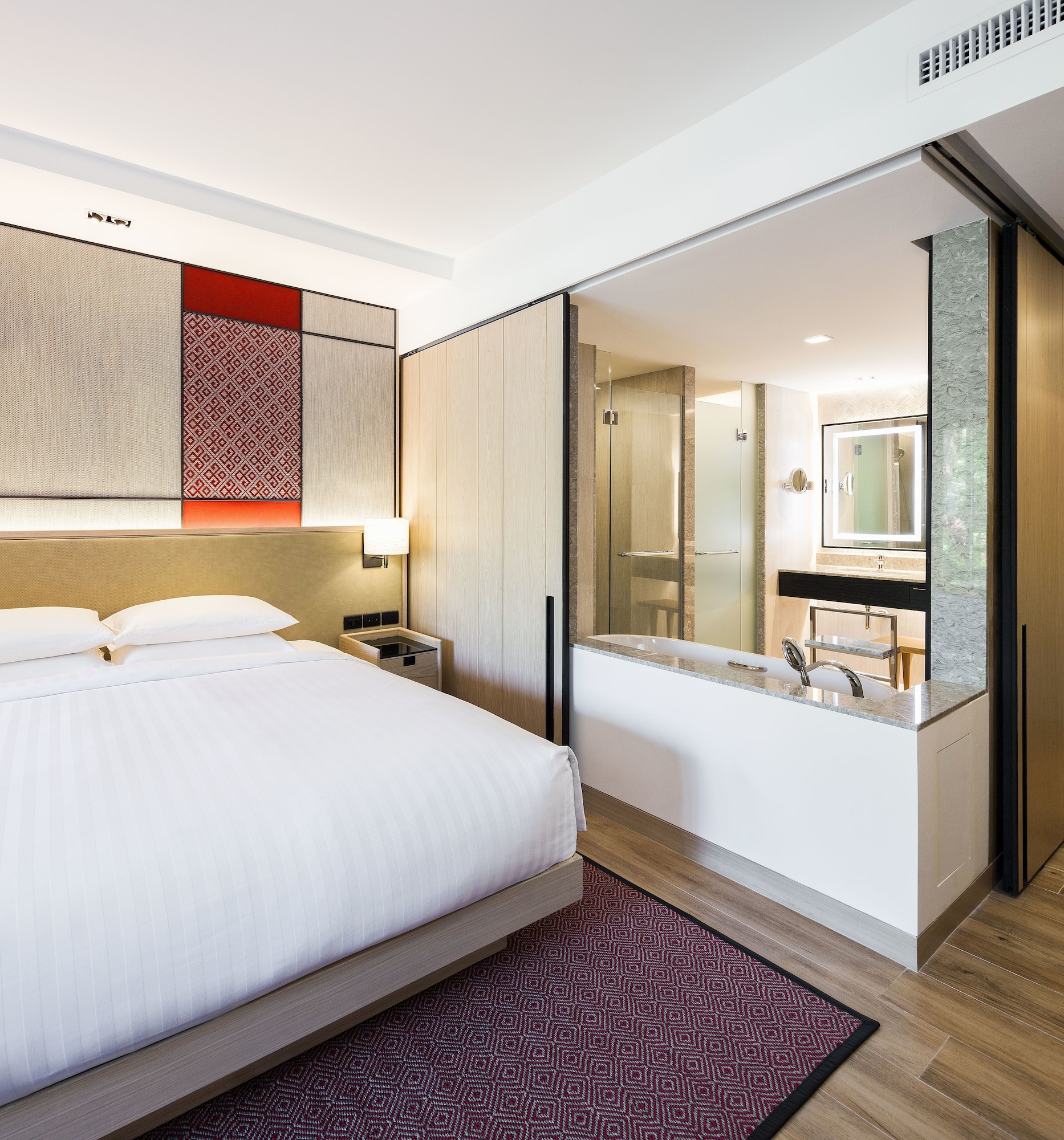 غرفة ديلوكس بسرير كينج مع دخول صالة النادي، Hyatt Regency Hua Hin 3/4