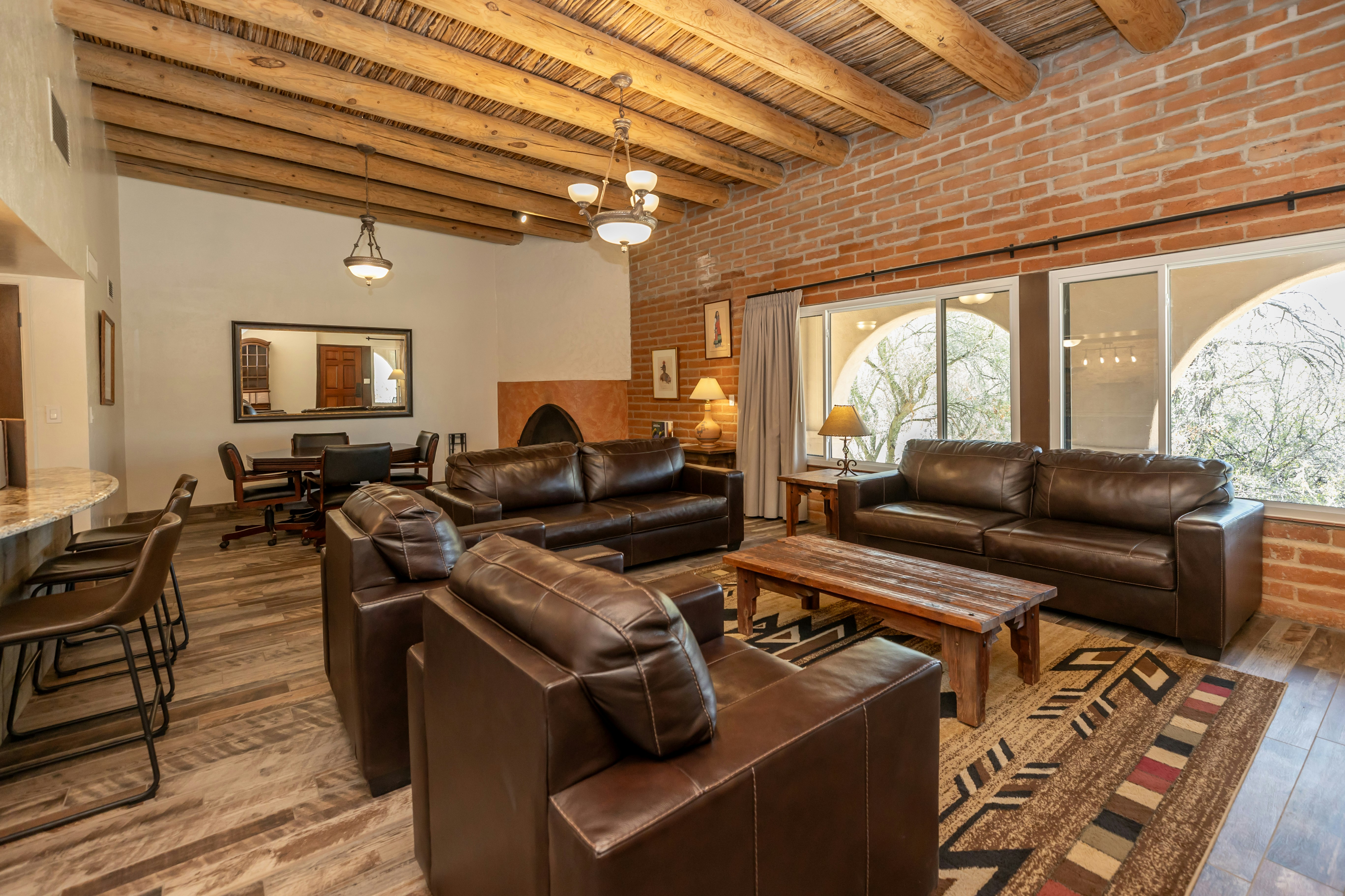Tanque Verde Ranch 58/76