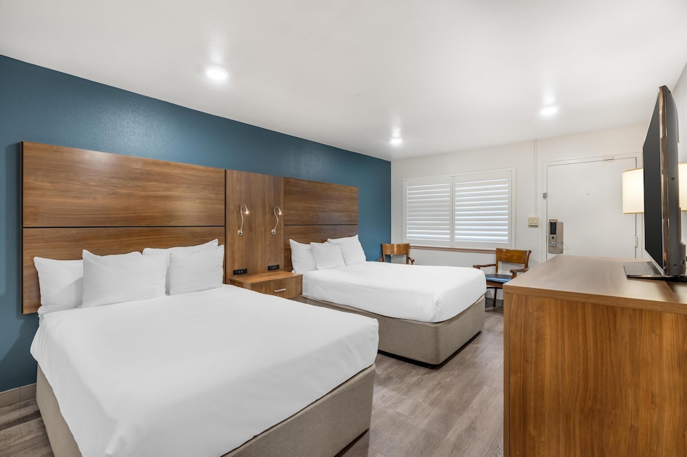 غرفة قياسية بسريرين مزدوجين، Best Western Plus Clocktower Inn 3/10